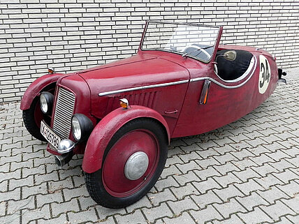 Automobile-Adler